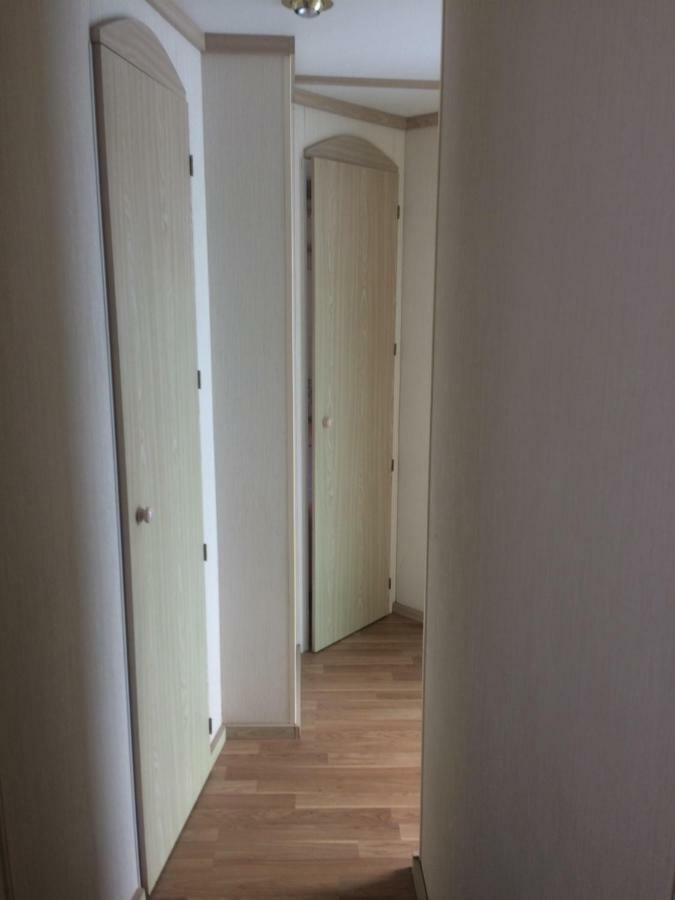 Kupai Apartman Appartement Tiszaújváros Buitenkant foto